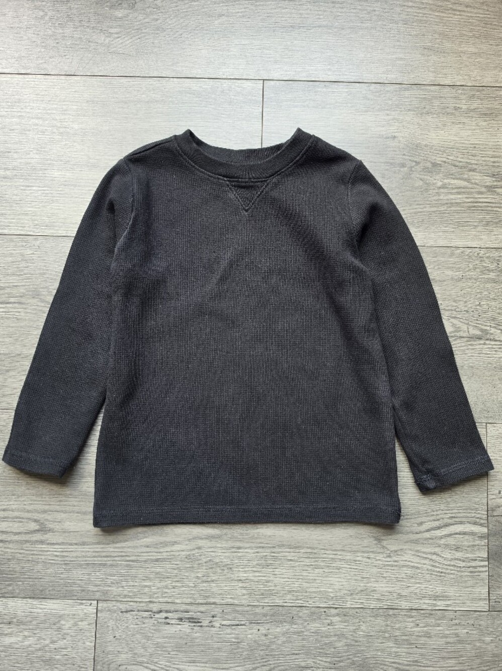 3/$6 Boys GARANIMALS Crewneck Thermal Knit Sweater — Black 4T